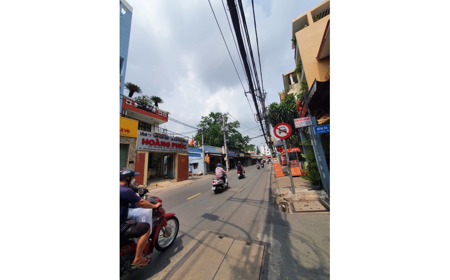 Bán Nhà Hẻm Xe Hơi đường Nguyễn Văn Trỗi,Q.Phú Nhuận,DT:17mx12m,KC:3 lầu,,Giá:38 tỷ